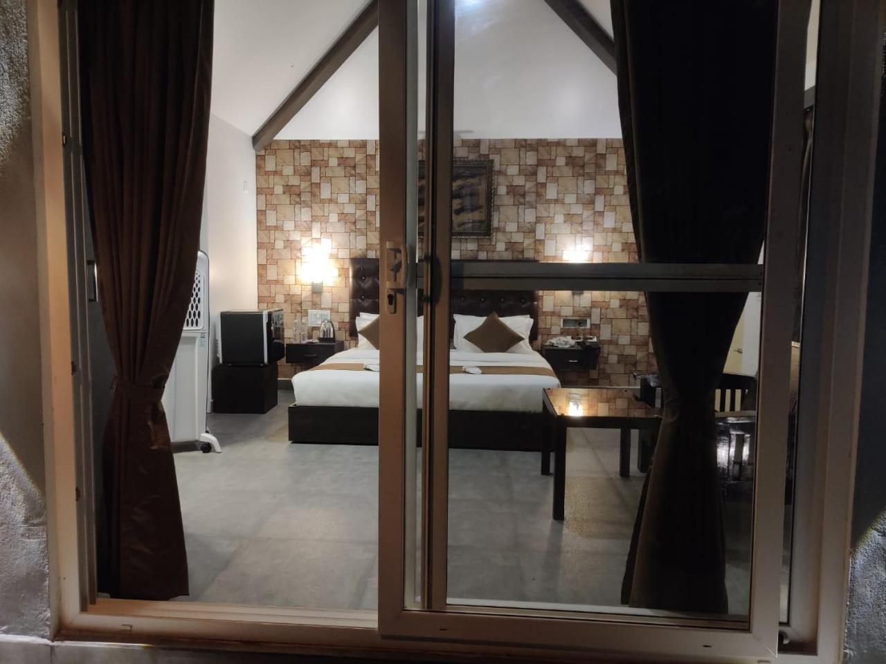 The Mountain Shades Resort Мадикери Экстерьер фото