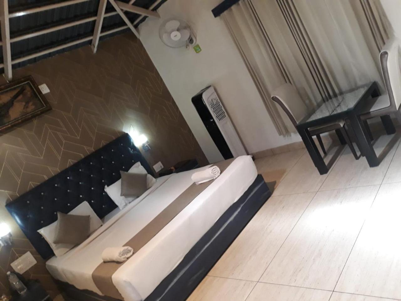The Mountain Shades Resort Мадикери Экстерьер фото