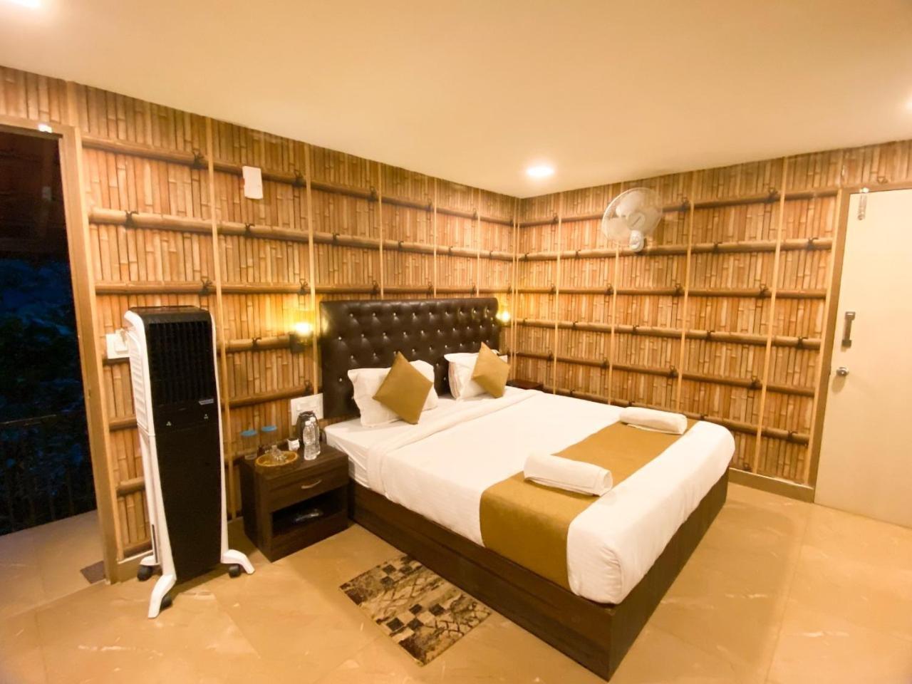 The Mountain Shades Resort Мадикери Экстерьер фото