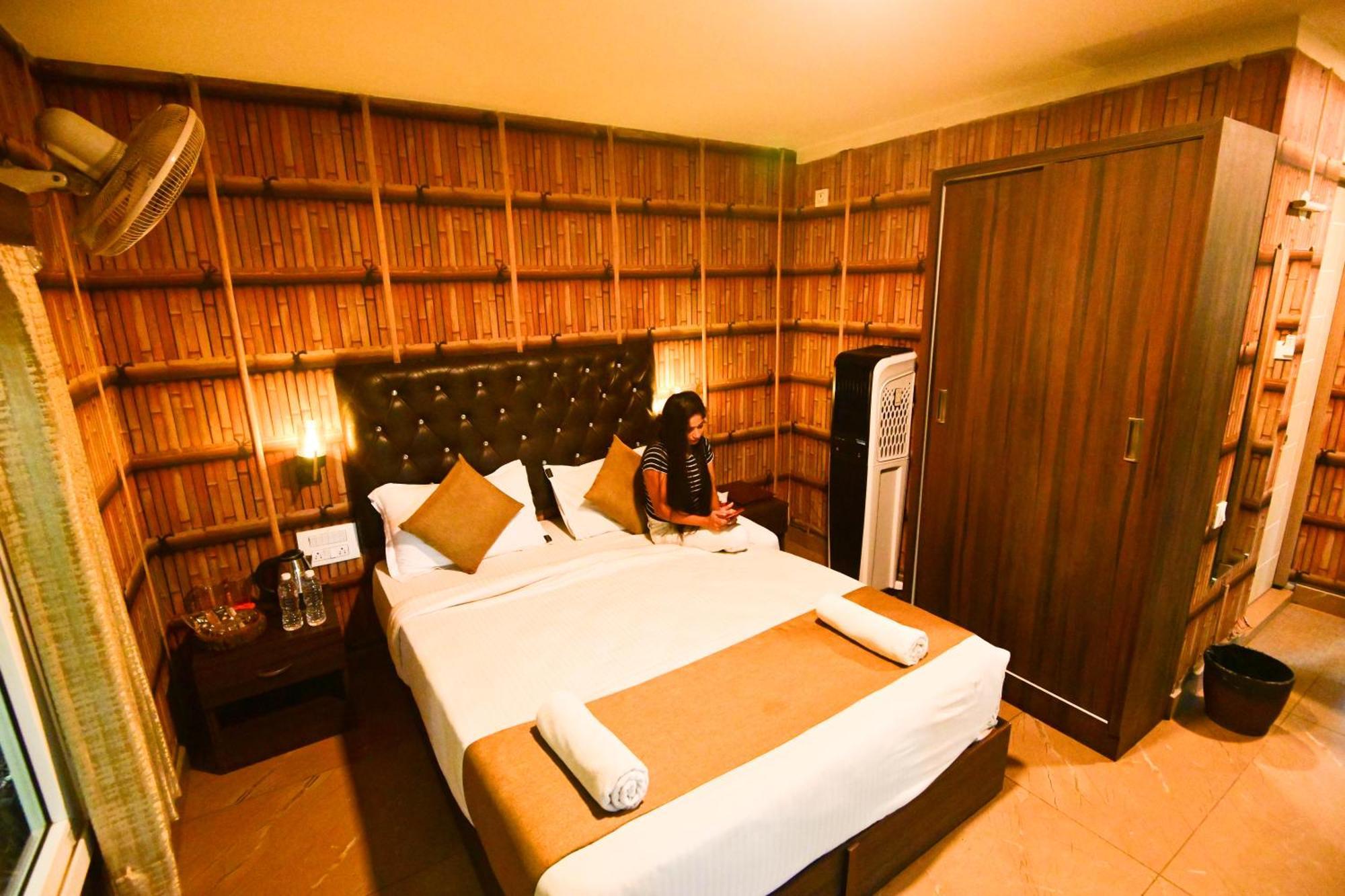 The Mountain Shades Resort Мадикери Экстерьер фото