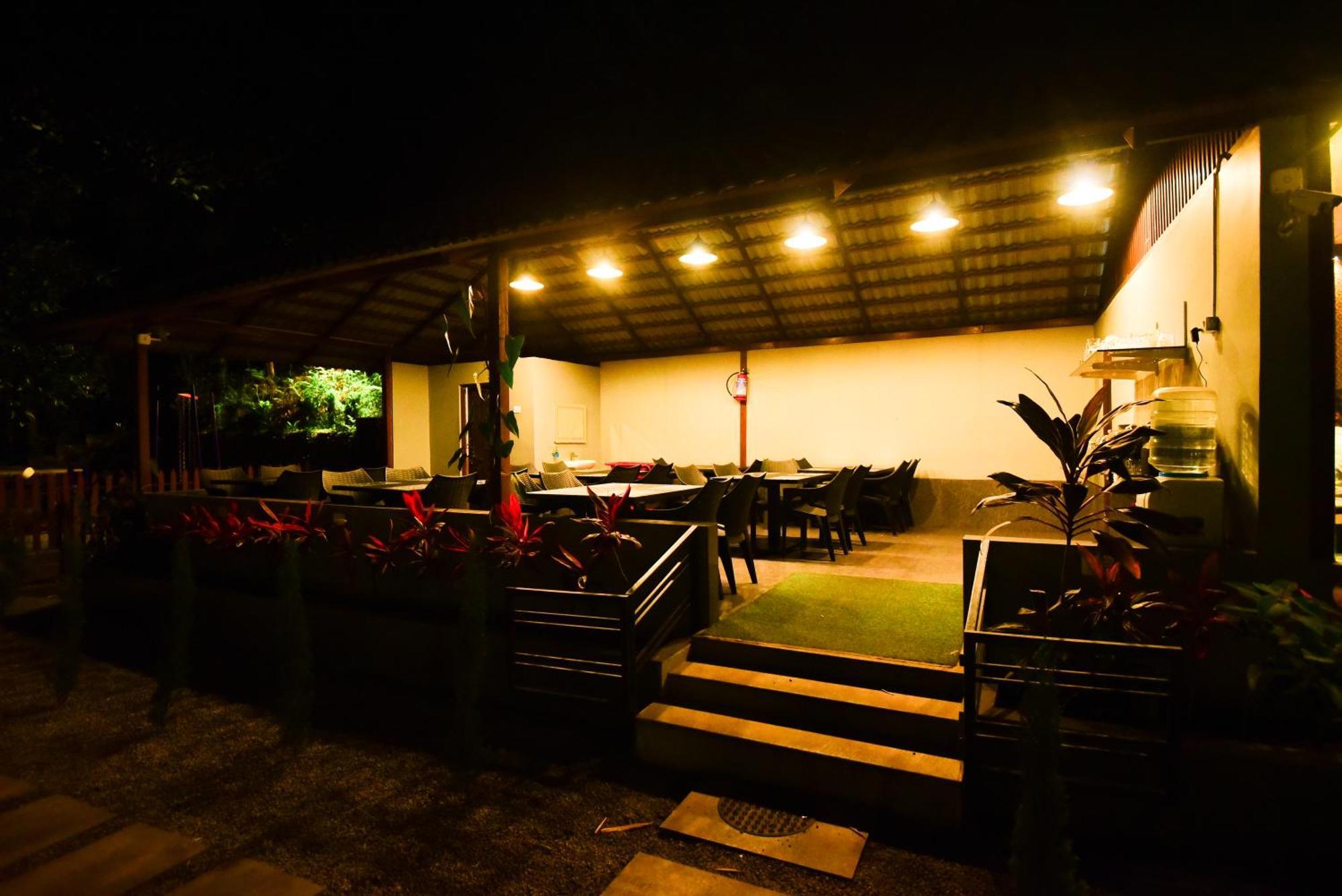 The Mountain Shades Resort Мадикери Экстерьер фото